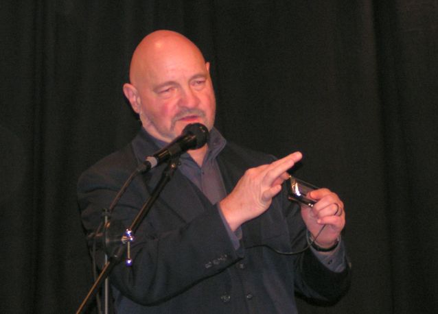 René Giessen - Happy Harmonica System